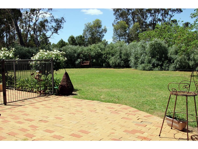 221 Green Street, Lockhart NSW 2656