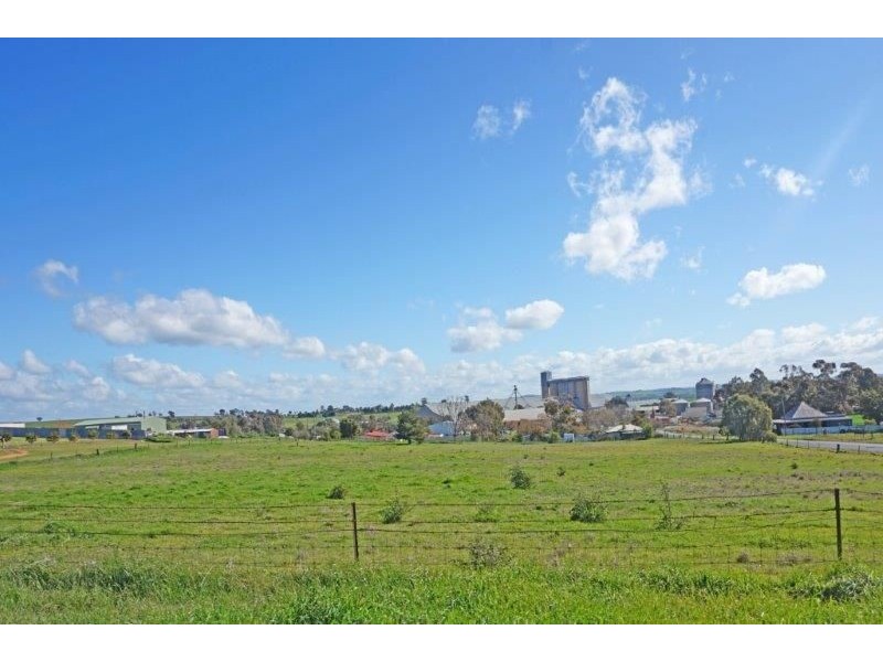 LOT 9 & 10 Knight Street, Junee NSW 2663
