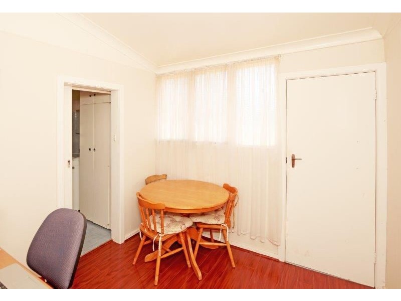 84 Hill St, Junee NSW 2663
