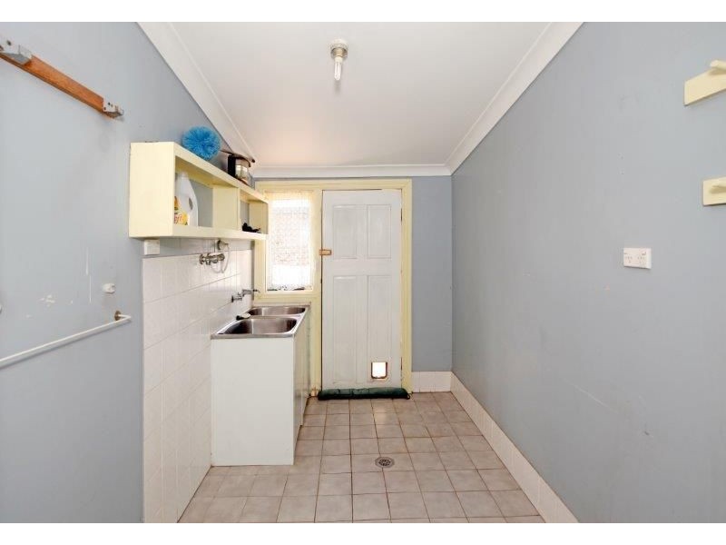 17 Pretoria Ave, Junee NSW 2663