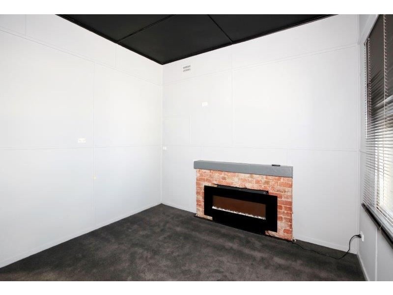 4 Elizabeth Street, Junee NSW 2663