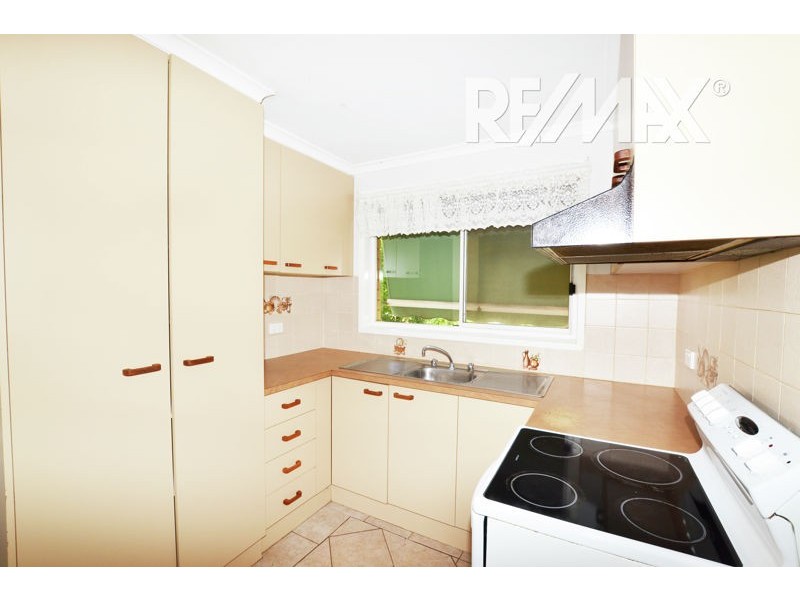 9 James St, Junee NSW 2663