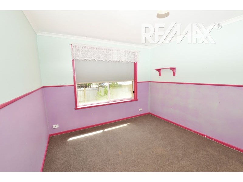 9 James St, Junee NSW 2663