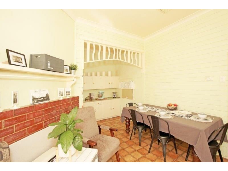 3 Golf Ave, Junee NSW 2663