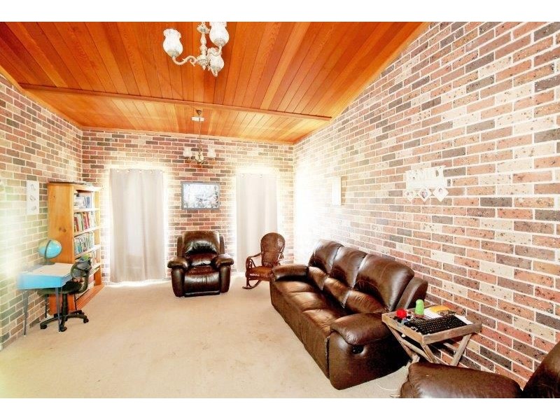 28-30 Cedric St, Junee NSW 2663