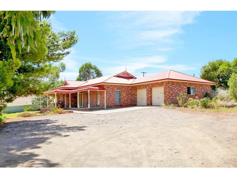 28-30 Cedric St, Junee NSW 2663
