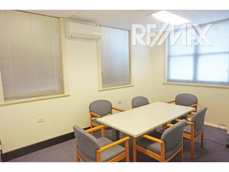 10 Belmore Street, Junee NSW 2663