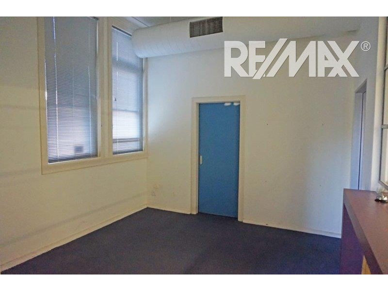 10 Belmore Street, Junee NSW 2663