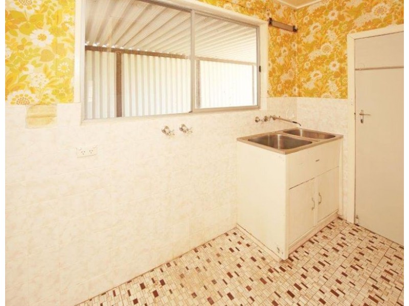 34 William St, Junee NSW 2663