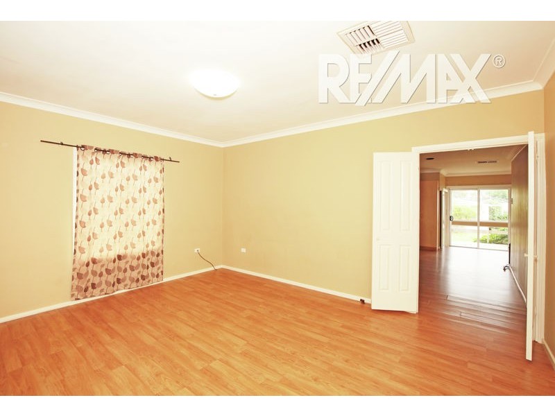 28 Thomas St, Junee NSW 2663