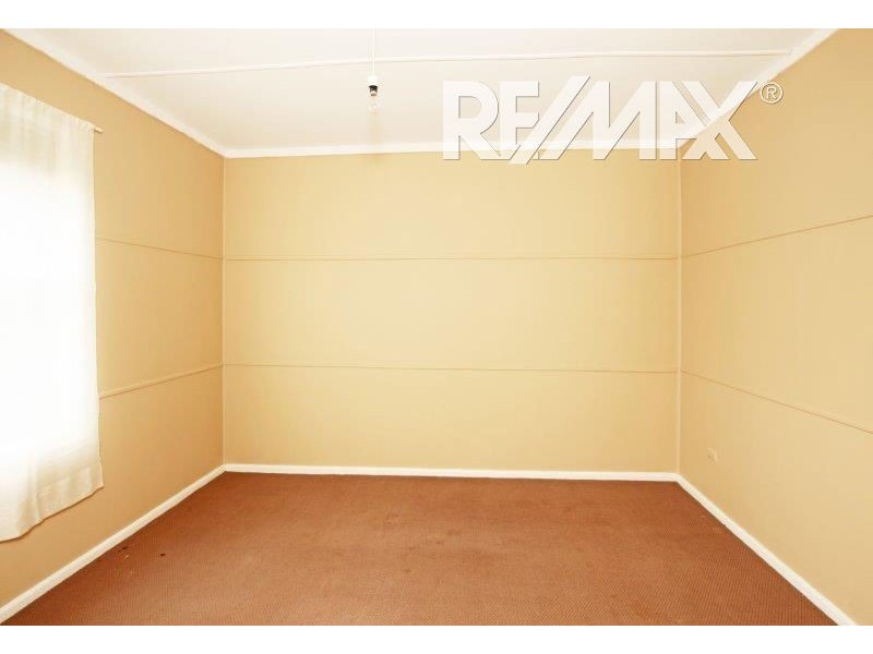 28 Thomas St, Junee NSW 2663