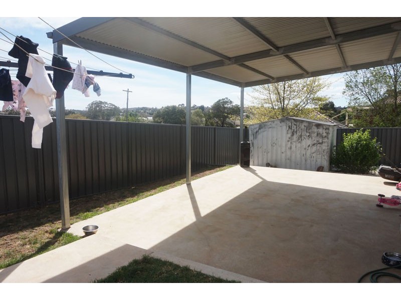 15 Anzac Avenue, Junee NSW 2663