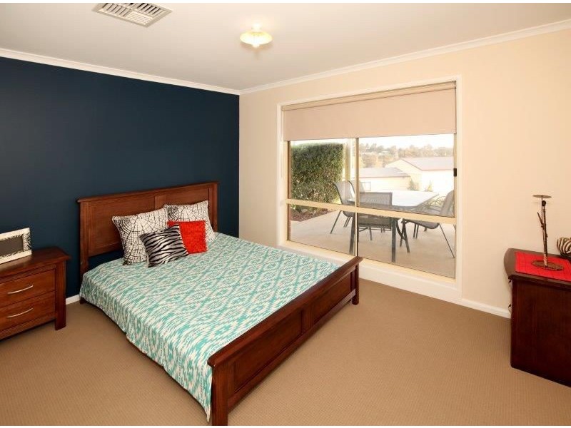 57 Cedric Street, Junee NSW 2663