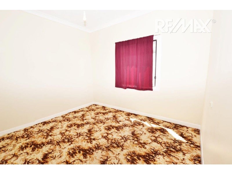 26 Fitzroy St, Junee NSW 2663