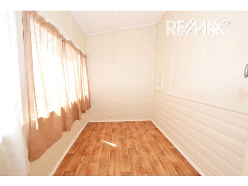 26 Fitzroy St, Junee NSW 2663