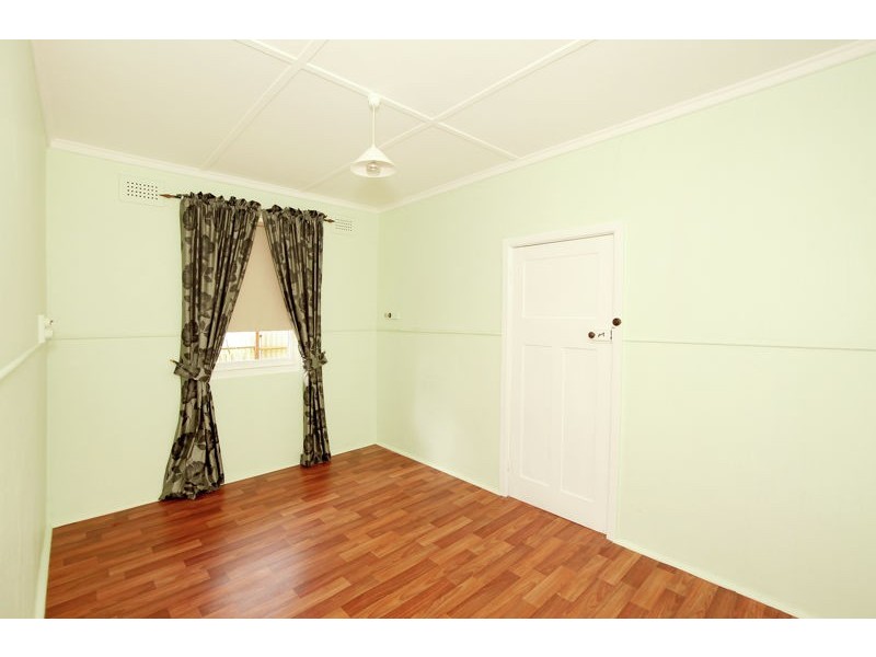 19 Elizabeth Street, Junee NSW 2663