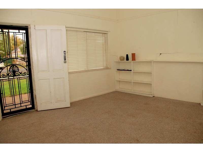 29 Ferrier Street, Lockhart NSW 2656