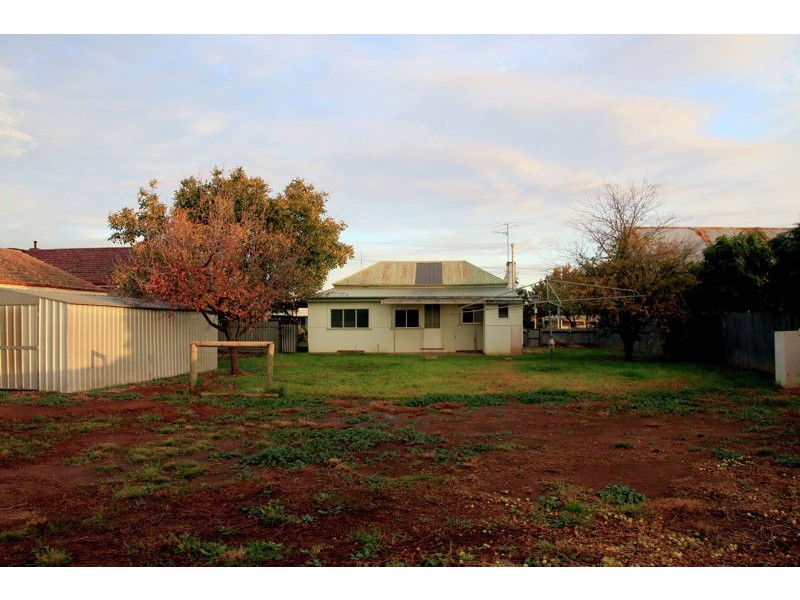 29 Ferrier Street, Lockhart NSW 2656