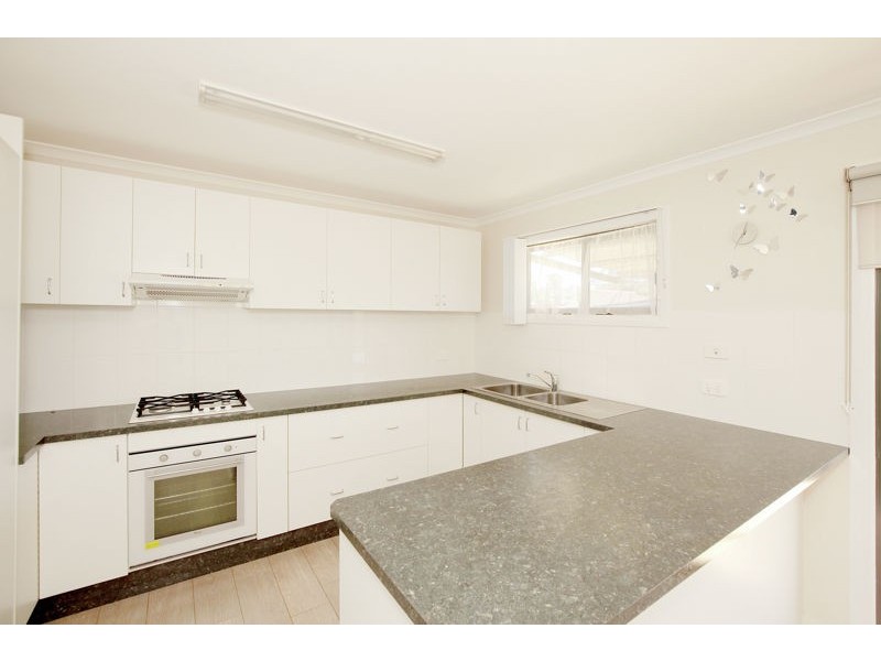 27 Percy St, Junee NSW 2663