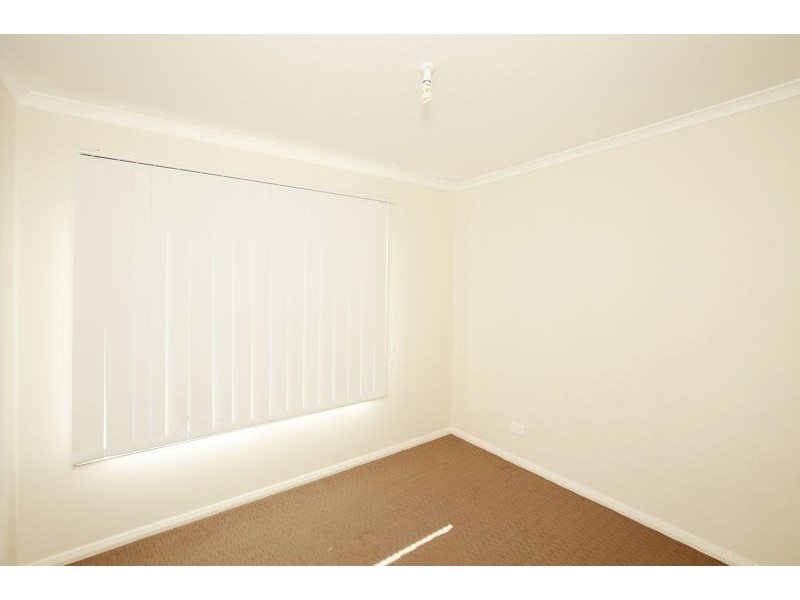 27 Percy St, Junee NSW 2663