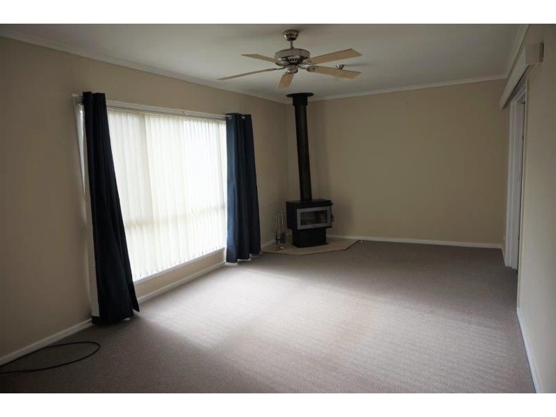 56 Prince Street, Junee NSW 2663