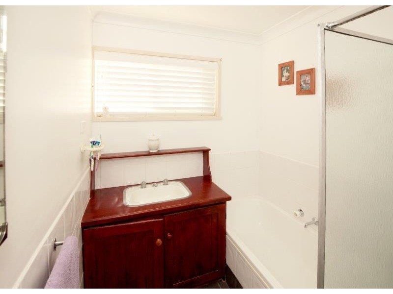 49 Percy Street, Junee NSW 2663