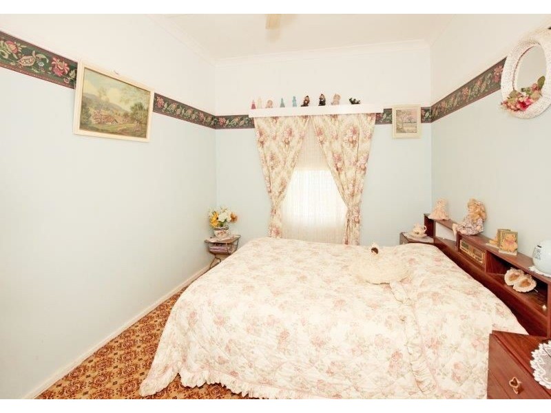 32 Broad St, Old Junee NSW 2652