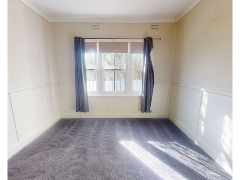 104 Main Street, Junee NSW 2663