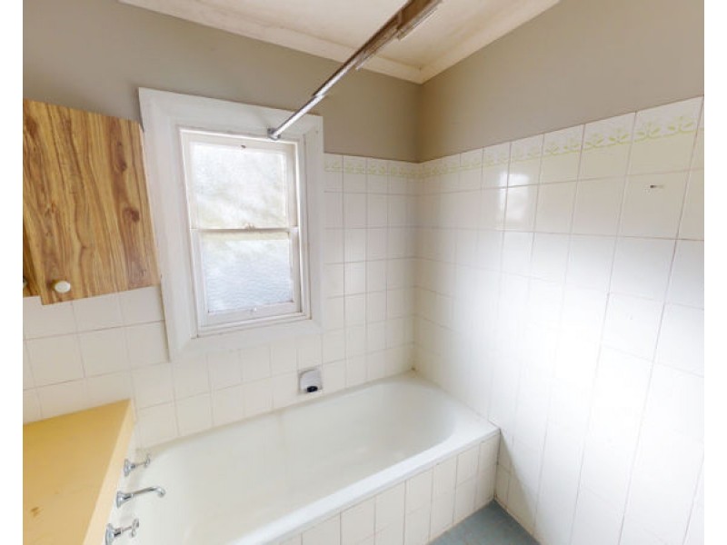 104 Main Street, Junee NSW 2663