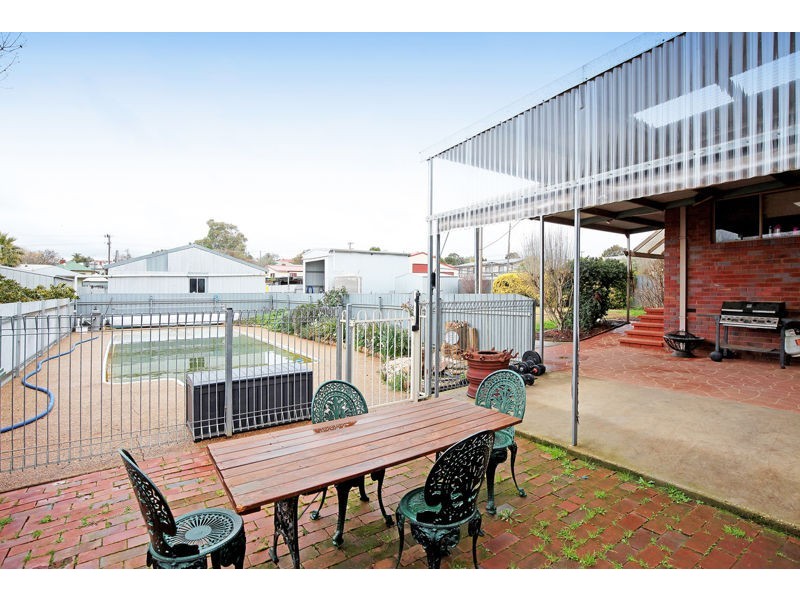 20 Hammond St, Junee NSW 2663