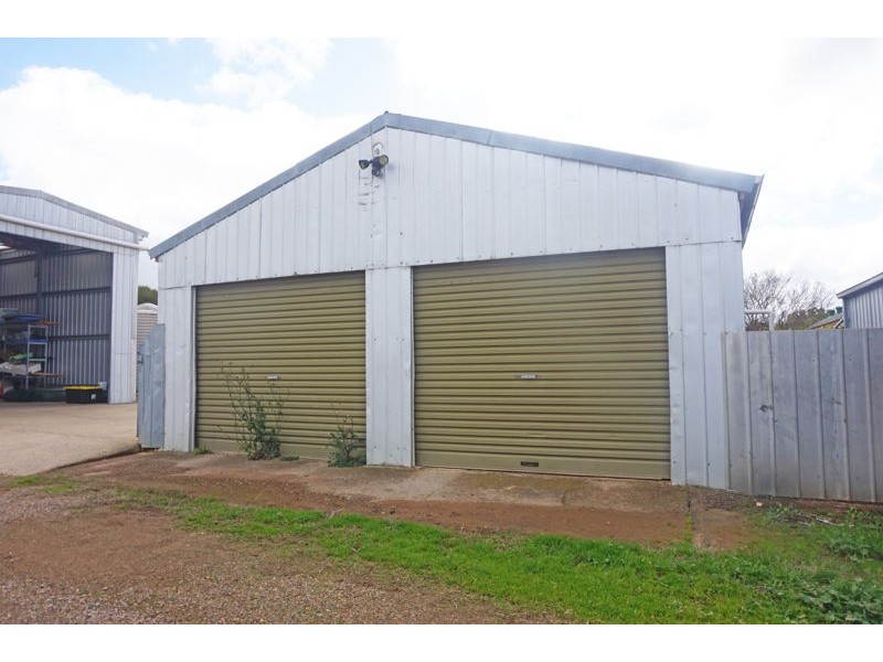 20 Hammond St, Junee NSW 2663