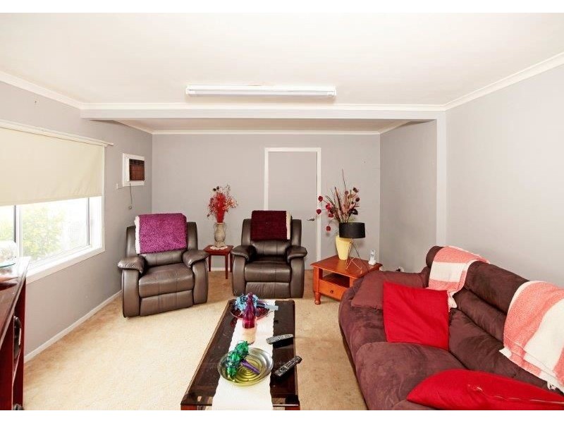 16 Elizabeth Street, Junee NSW 2663