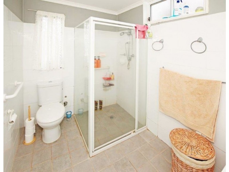 16 Elizabeth Street, Junee NSW 2663
