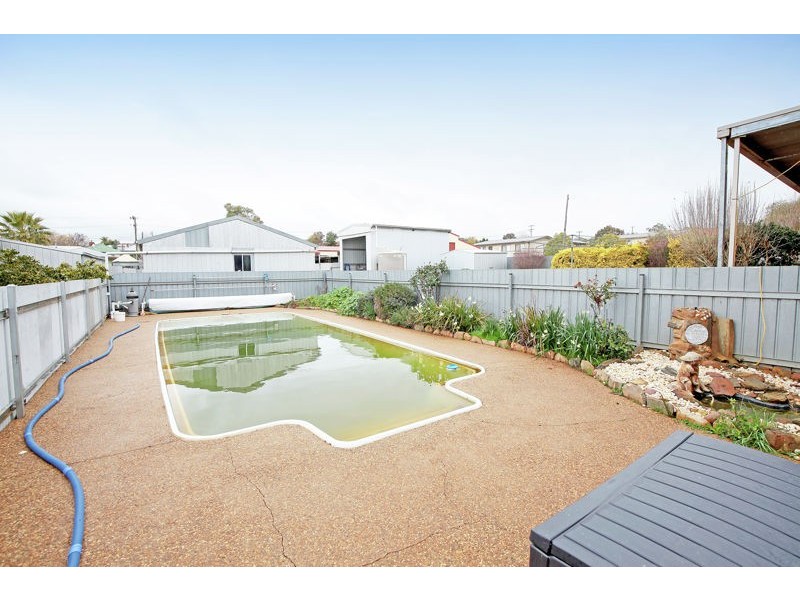 20 Hammond Street, Junee NSW 2663