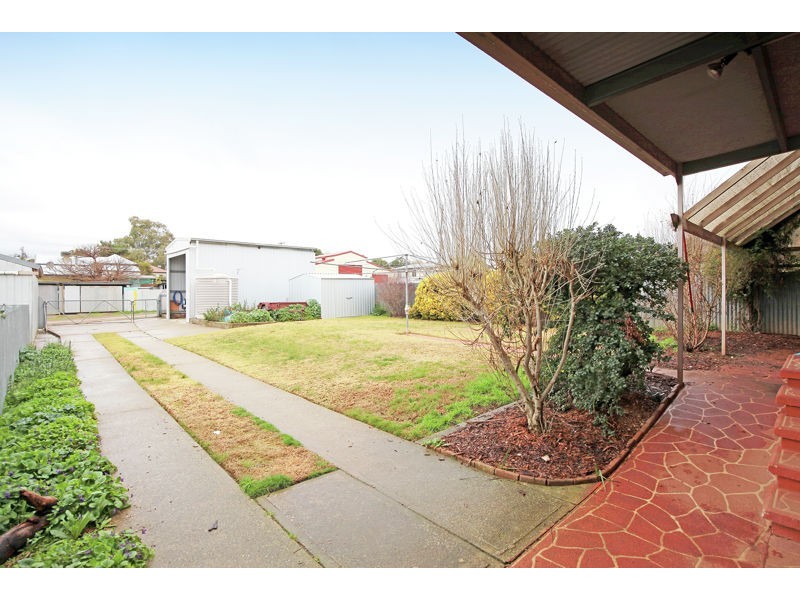 20 Hammond Street, Junee NSW 2663