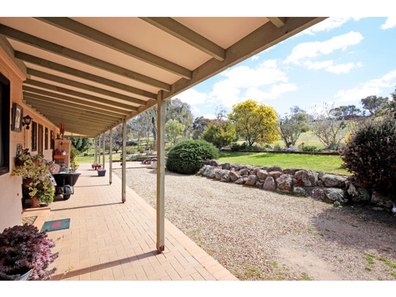 5920 Gundagai Rd, Junee NSW 2663
