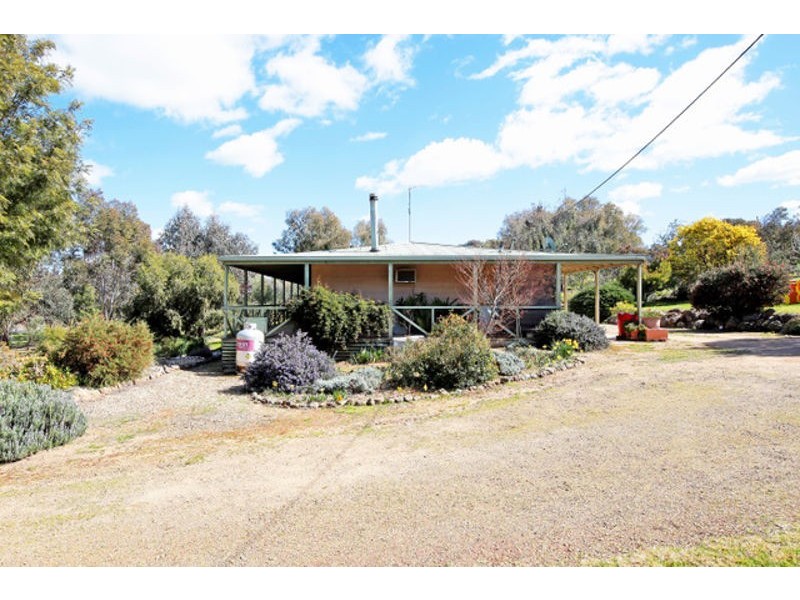 5920 Gundagai Rd, Junee NSW 2663