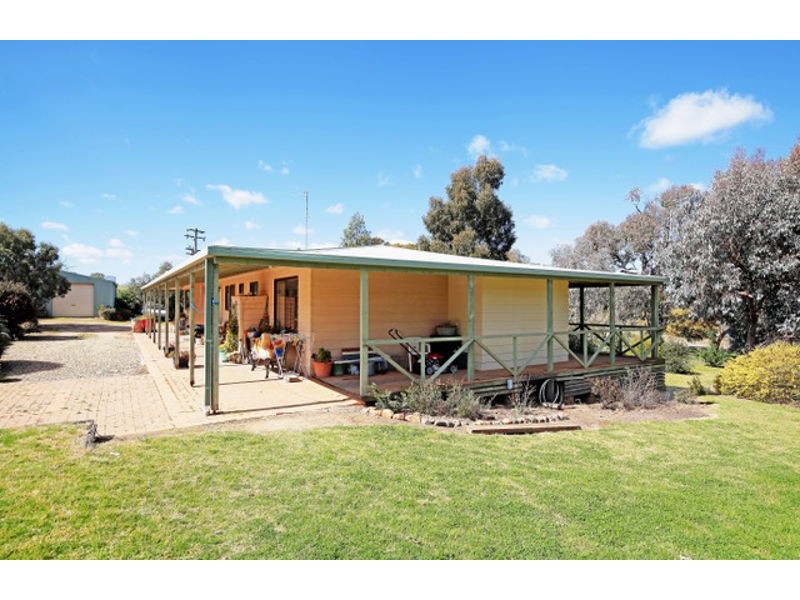 5920 Gundagai Rd, Junee NSW 2663