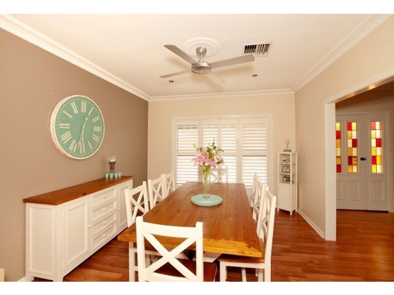 39 Bolton St, Junee NSW 2663