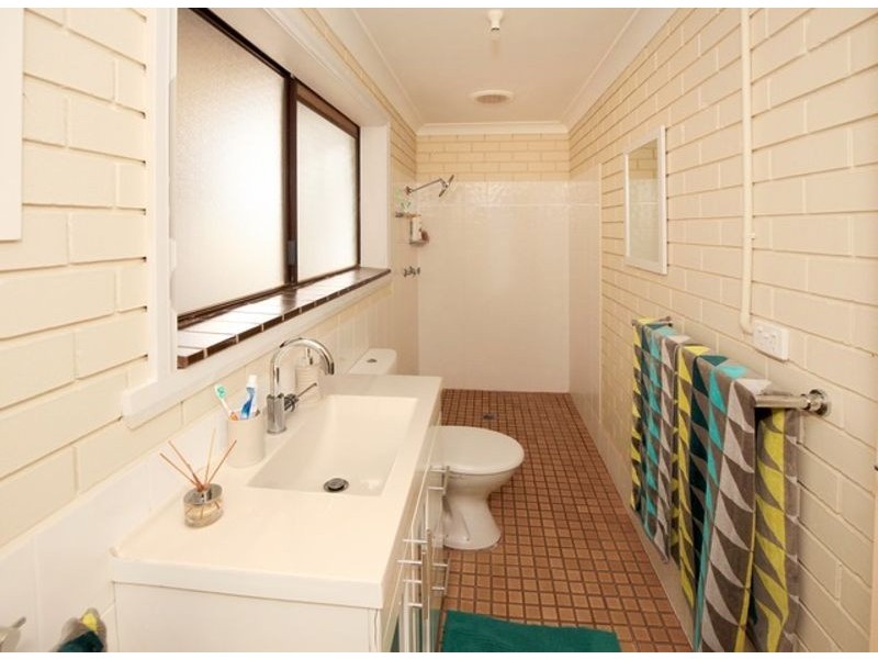 39 Bolton St, Junee NSW 2663