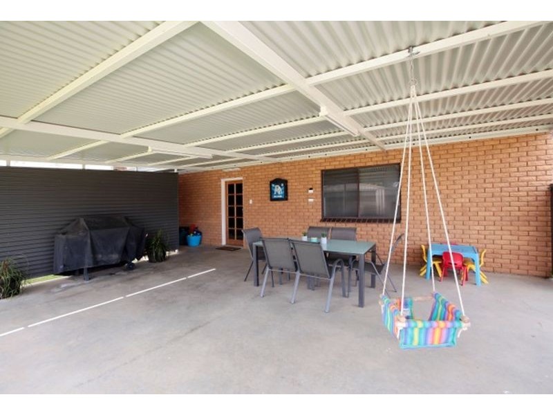 39 Bolton St, Junee NSW 2663