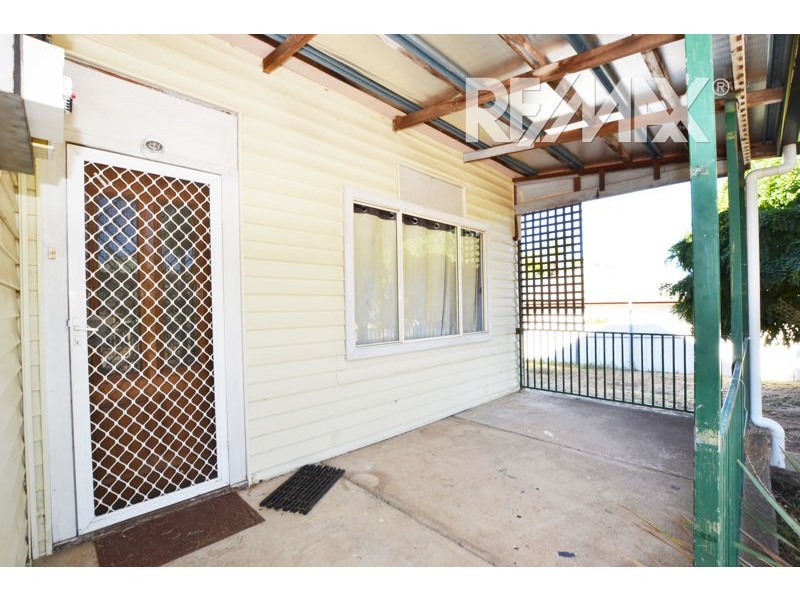23 Percy Street, Junee NSW 2663