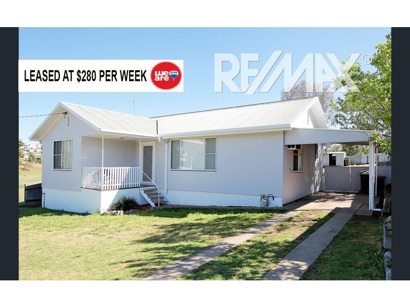 80 Hill Street, Junee NSW 2663