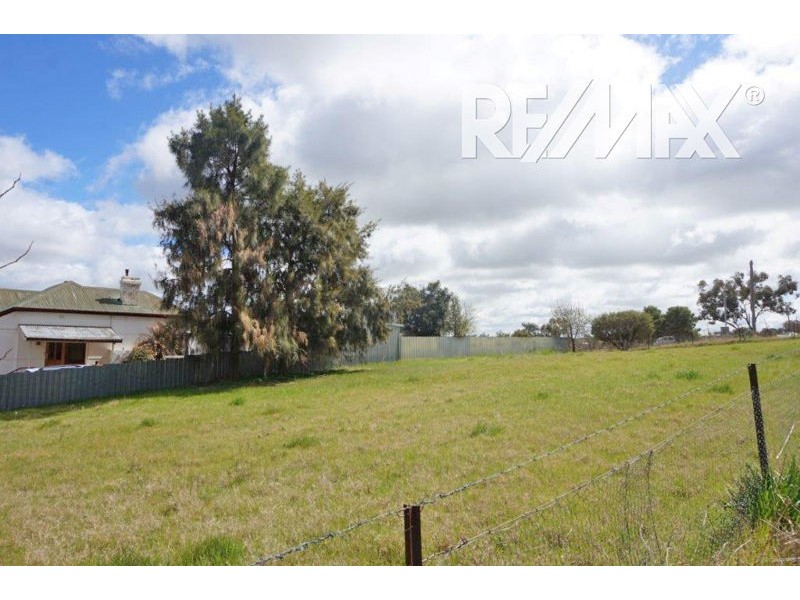 94 Hill Street, Junee NSW 2663