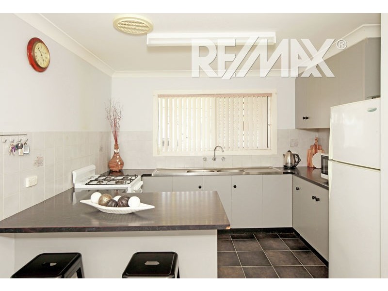 35 Regent Street, Junee NSW 2663