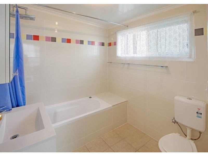 68 Joffre Street, Junee NSW 2663