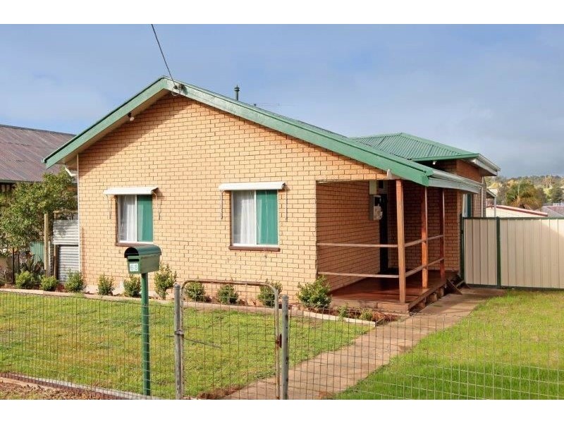 68 Joffre Street, Junee NSW 2663