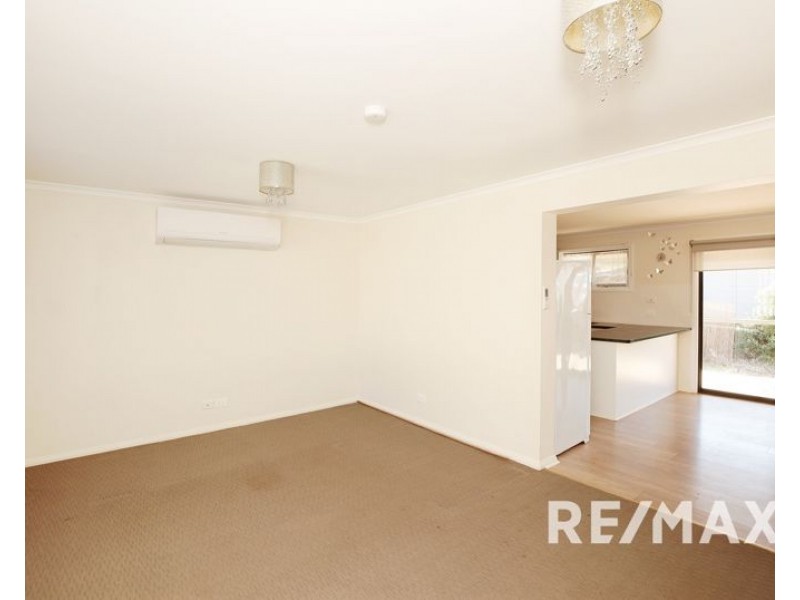 27 Percy St, Junee NSW 2663