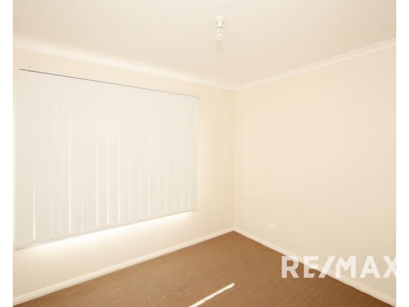27 Percy St, Junee NSW 2663