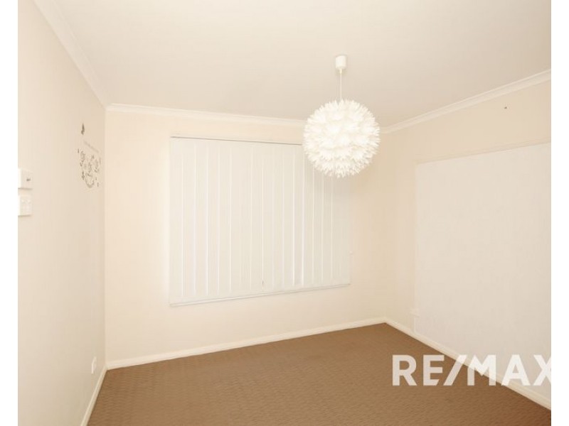 27 Percy St, Junee NSW 2663